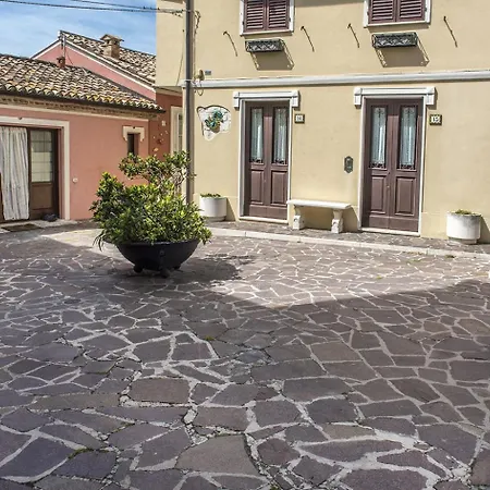 N263 - Numana, Delizioso Cielo-terra In Centro Storico Apartment *