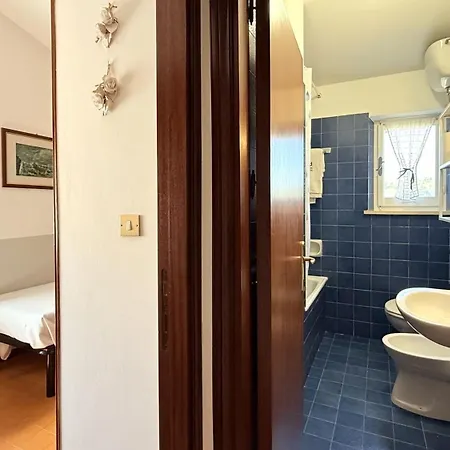 N263 - Numana, Delizioso Cielo-terra In Centro Storico * Numana