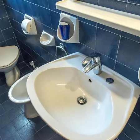 N263 - Numana, Delizioso Cielo-terra In Centro Storico * 누마나